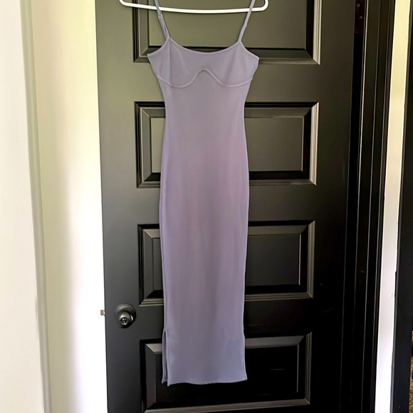 FASHION NOVA Mercedes Snatched Midi Dress - Picture 1 of 6